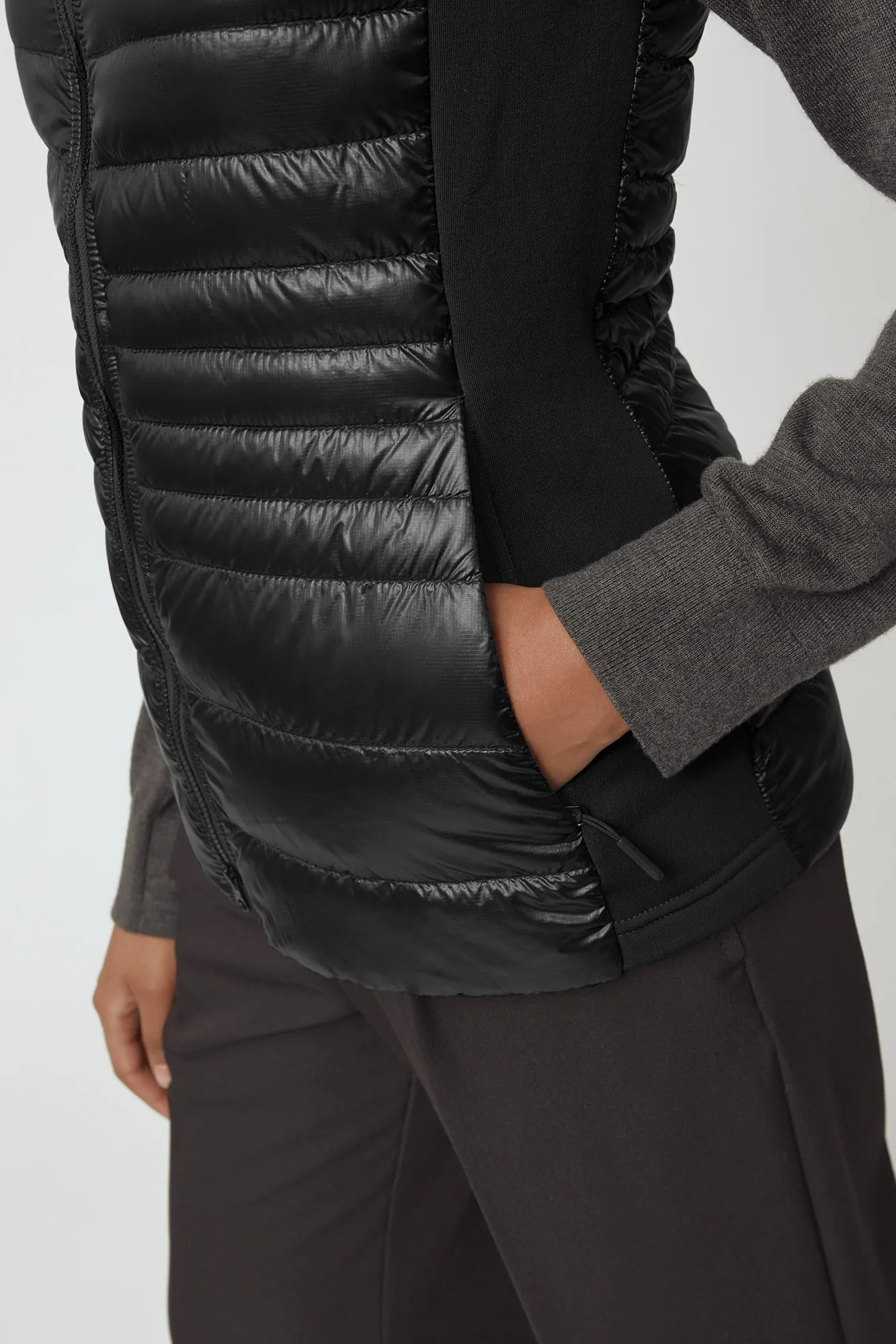 Canada Goose Women's Hybridge Lite  Tech Down Vest - Black
